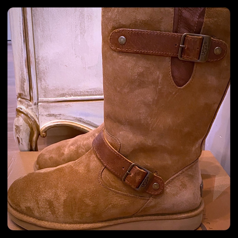 Women’s Brown UGG boots
